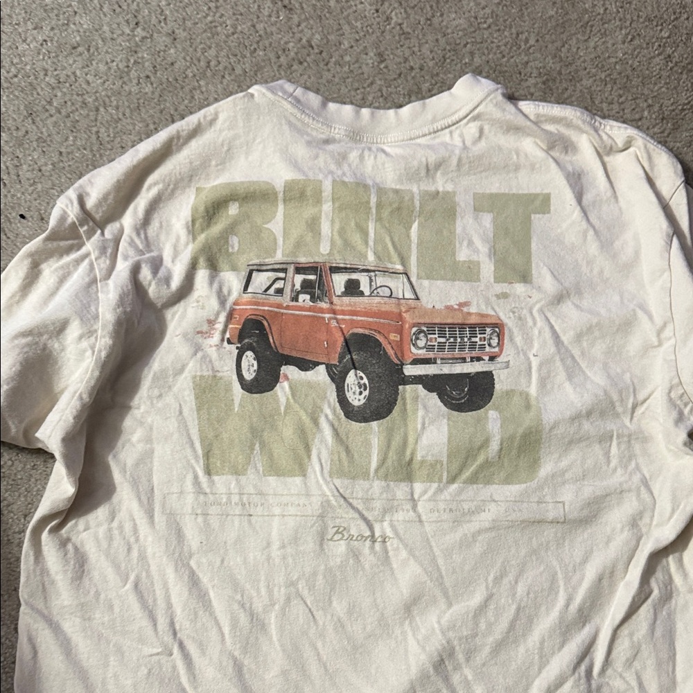 American Eagle Outfitters Cream Boxy Fit Tee